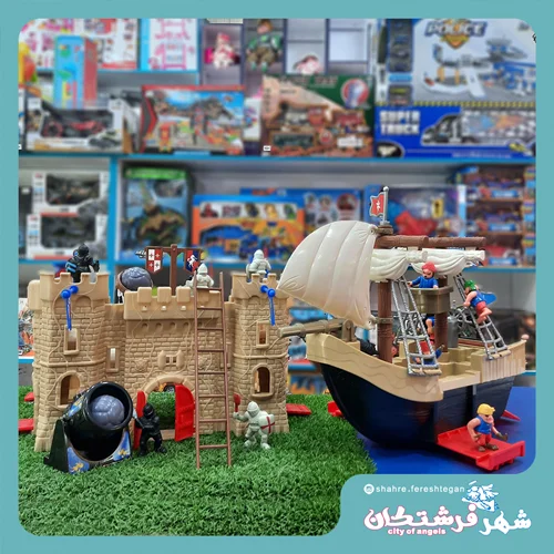 قلعه و کشتی دریایی